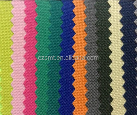 300D Poliéster Oxford Tejido Revestimiento PVC Revestido para una resistencia y durabilidad superiores