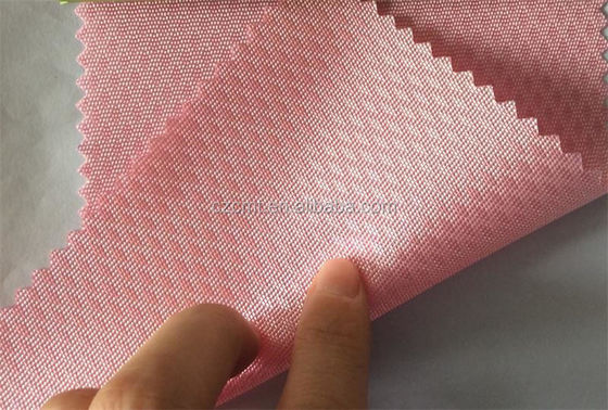 Barras de color rosa recubiertas de diamante Jacquard implícito 100% de poliéster Tejido de Oxford para artículos